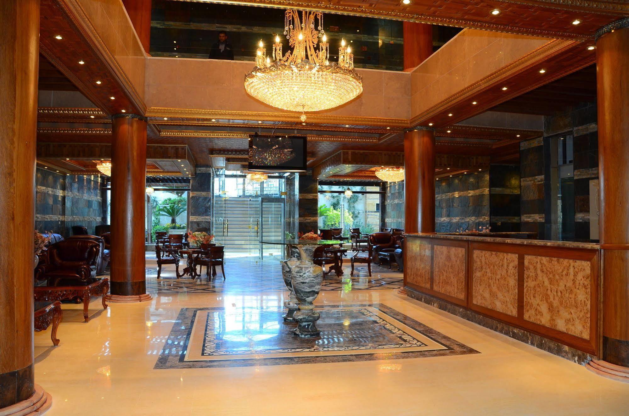 Jad Hotel Suites Amman Eksteriør bilde